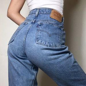 VTG Levi's 512 high waisted mom jeans